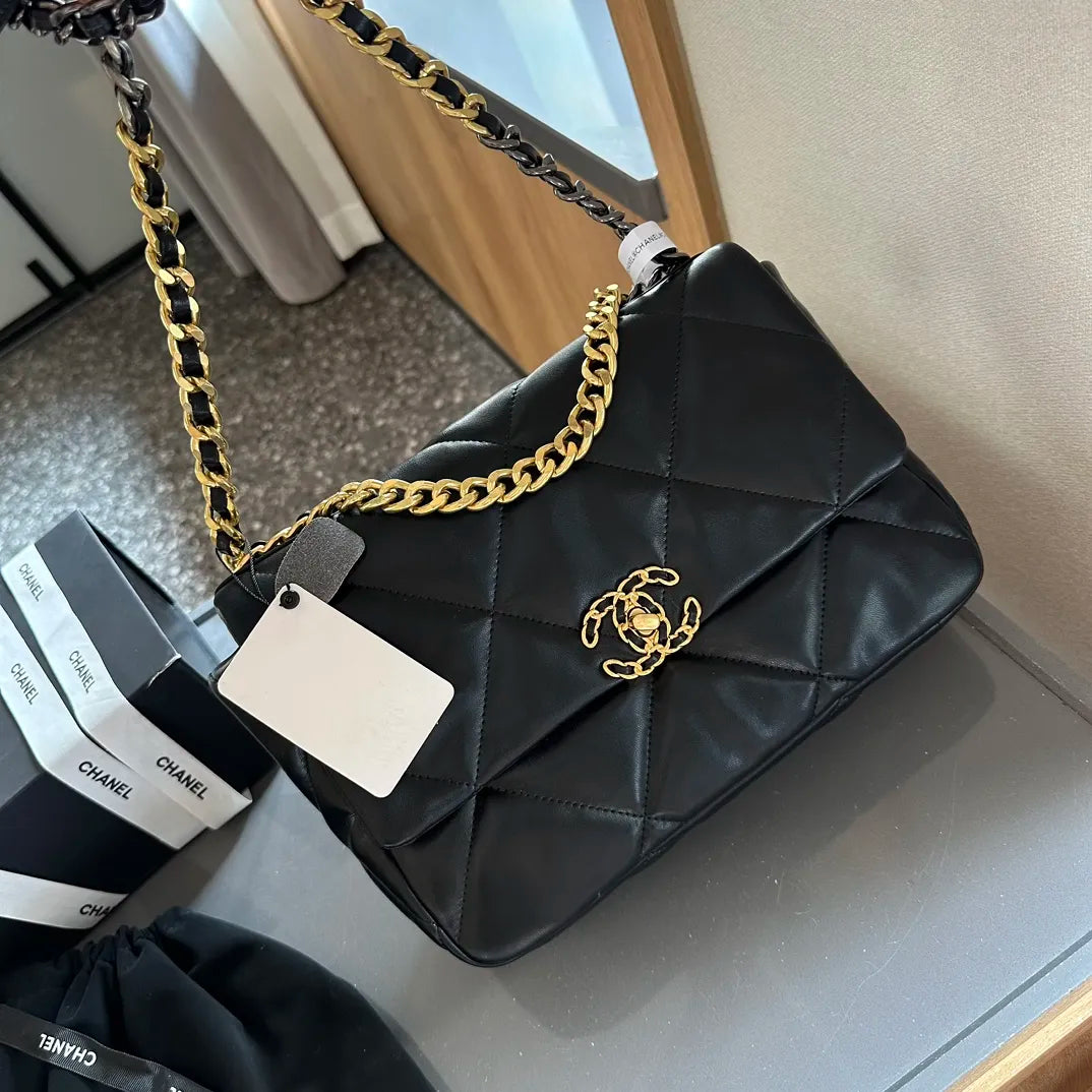 Handbag Q294581