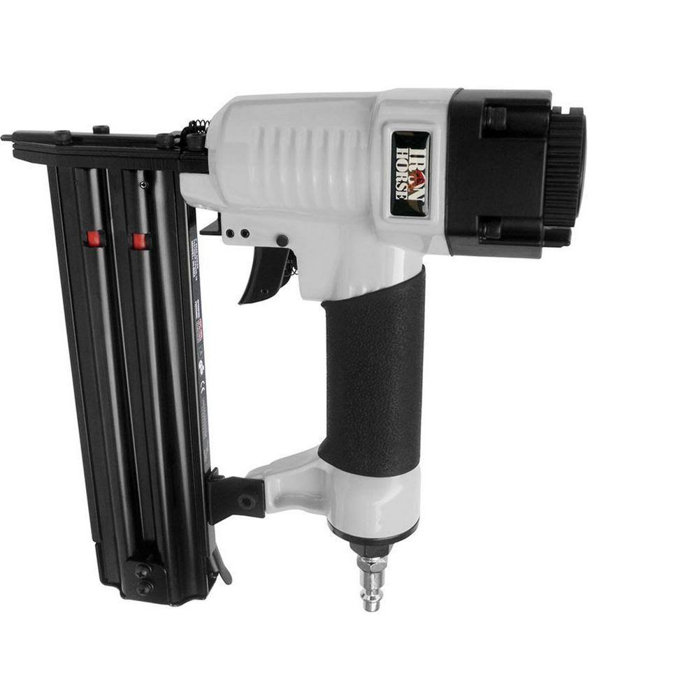 2x22 18-Gauge Brad Nailer with Case Z23669