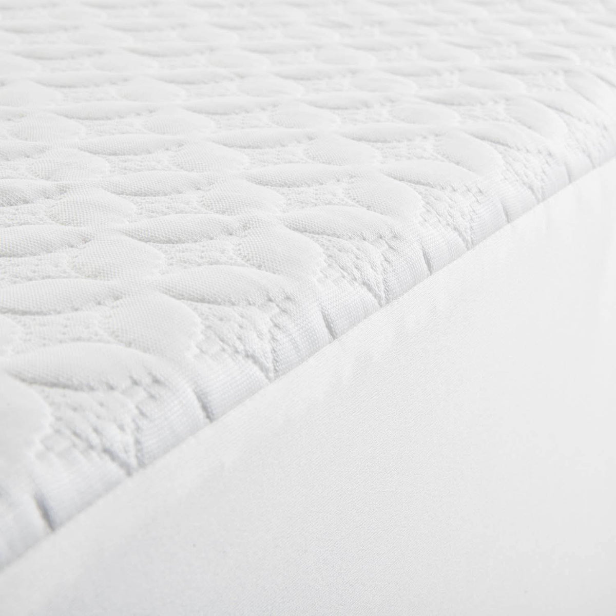 IceTech Split Head Queen Mattress Protector Q8111